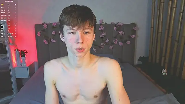 cuMte_boy: онлайн-секс-чат