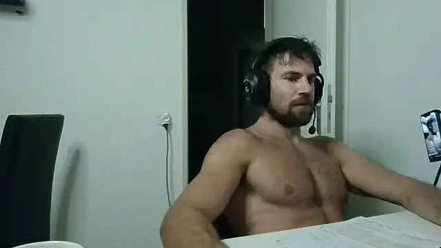 Chat +18 de alpha-hunk ao vivo