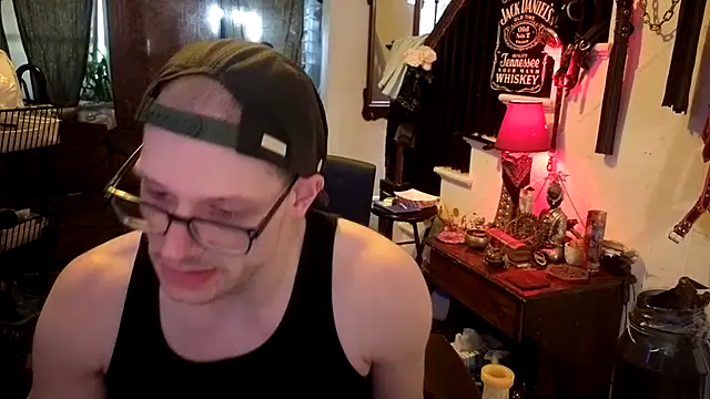 MasterDaddyCool's Live XXX Chat