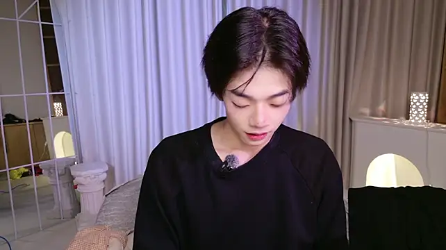 Chat XXX en directo de XiaoZeouba