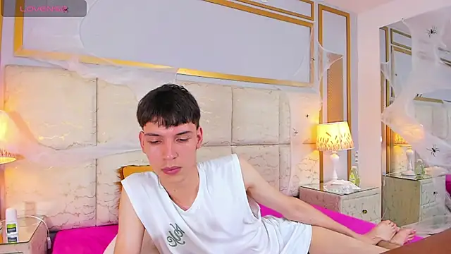 Chat XXX en directo de AbyssGaze