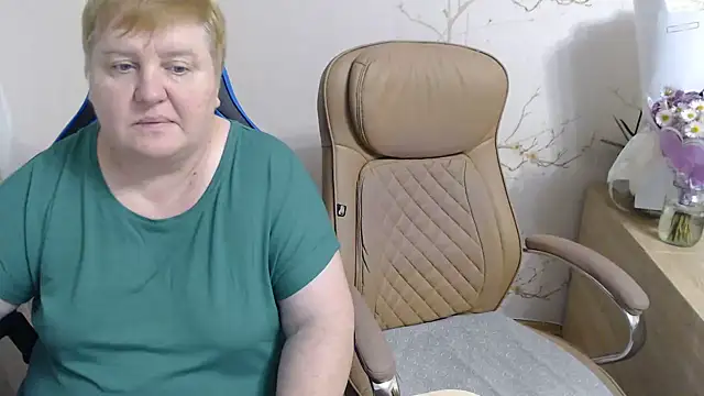 Lindy-Jeanie Chat XXX live