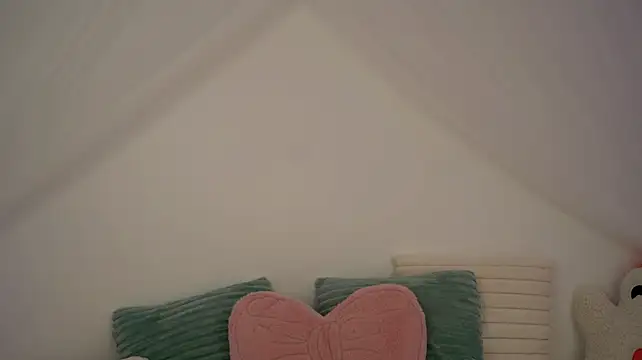 OhhAisha Chat XXX live