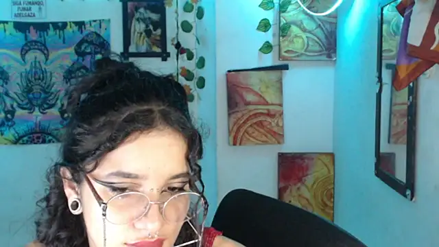 bastethott Chat XXX live