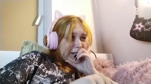 RedieChloe Chat XXX live