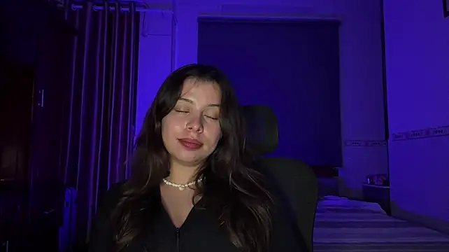 KayleneLoukanis Chat XXX live