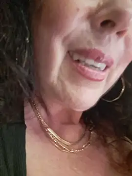 GypsyEsmeralda Chat XXX live