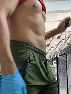 Paul22cm- Adlı Modelin Canlı XXX Sohbeti