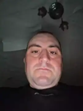 XXX chat uživo modela StrictBobby