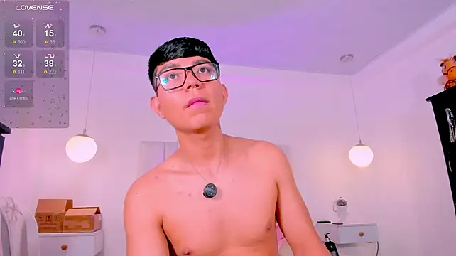 CodyTwink 라이브 XXX 채팅