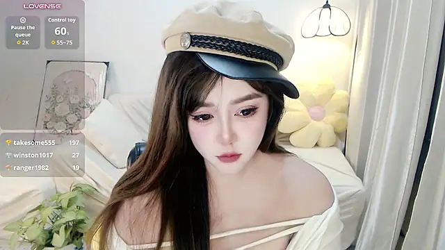 แชท XXX สดของ qinqin8866