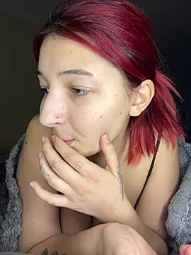 Nyvera 라이브 XXX 채팅