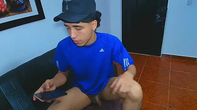 Онлайн чат XXX ryan_g777