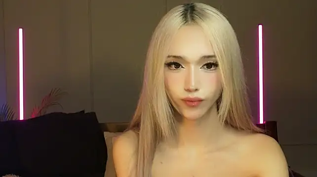 XXX chat uživo modela okerriella