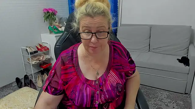 Frau_Marta 라이브 XXX 채팅