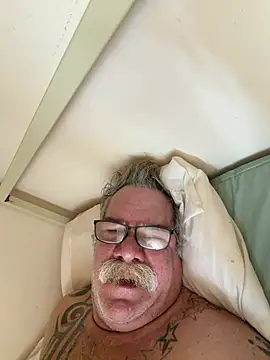 Caesar_Baxter: απευθείας συνομιλία ΧΧΧ