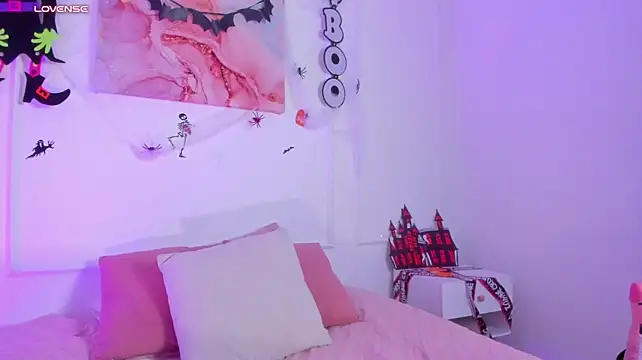 צ'אט XXX בשידור חי של nova_silk