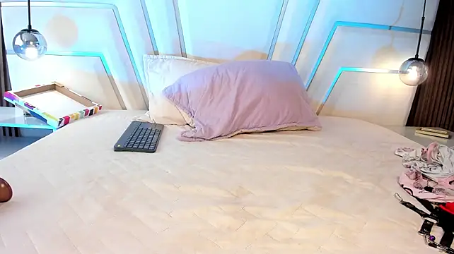 XXX chat uživo modela Lilit_doll_