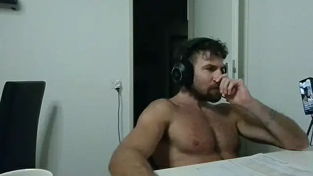 alpha-hunk Webcam-Show