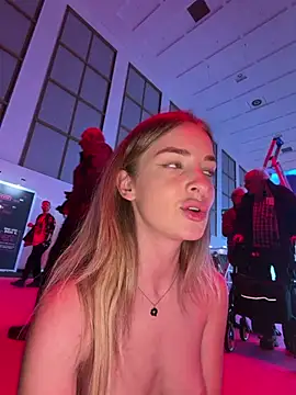 EvieEvans webkamerás műsora