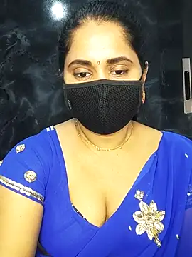 doly_thebubbly's Live XXX Chat