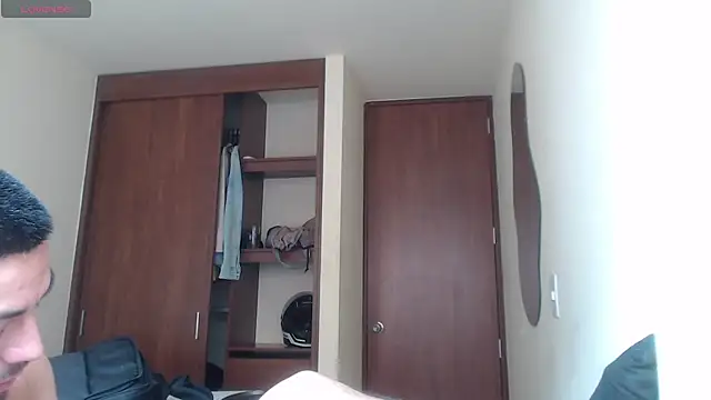 Taylor_DiamondBoy XXX чат на живо