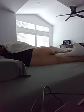 Czat XXX na żywo – bigGirth4u