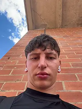 Chat XXX en directo de ARON_LUXX