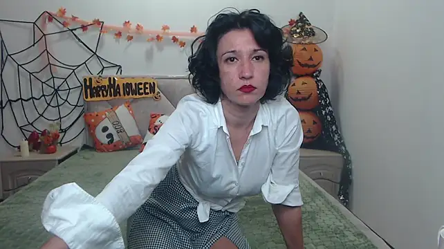 CameronEnns Adlı Modelin Canlı XXX Sohbeti