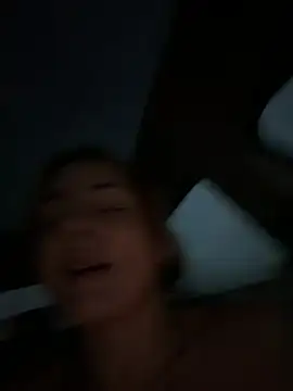 ObviouslyPeachy XXX чат на живо