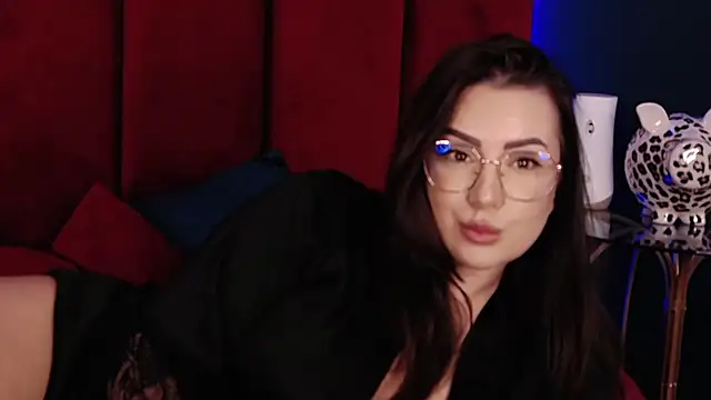 AnnaSage Adlı Modelin Canlı XXX Sohbeti