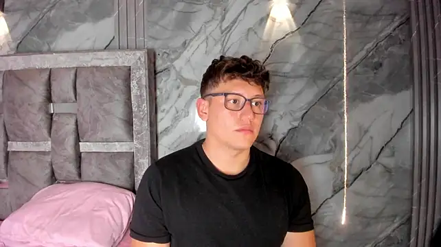 Manson_and_Zoe Adlı Modelin Canlı XXX Sohbeti