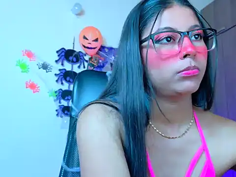 XXX chat uživo modela _ALLYSON18_