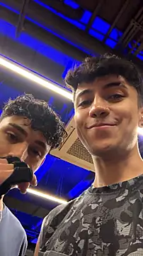 צ'אט XXX בשידור חי של Mike_Benelli