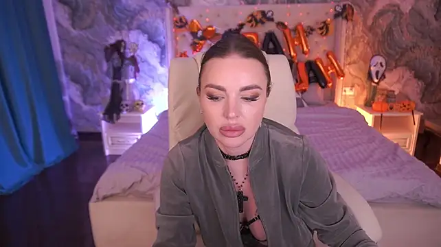 EmilyySecret élő XXX-chatje