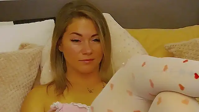 AdelleDeep Chat XXX in diretta