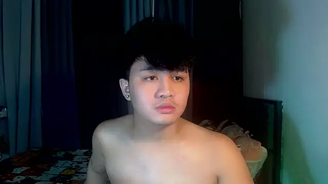 Dominantkenn Pertunjukan Webcam