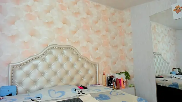 ZoeTaylorl Live XXX Chat