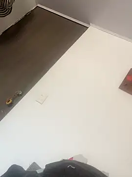 destinne_mill_'s Live XXX Chat