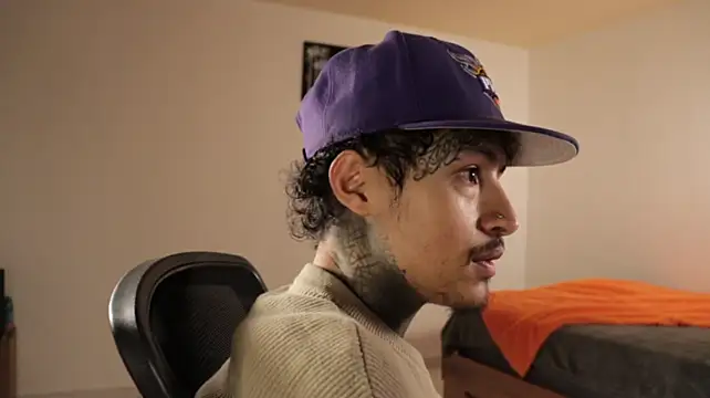 trieone Live XXX-chat