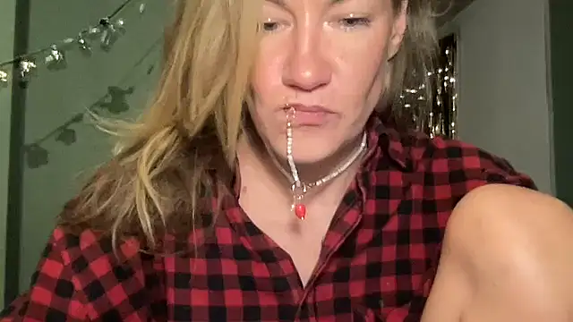 Yaverixa 라이브 XXX 채팅