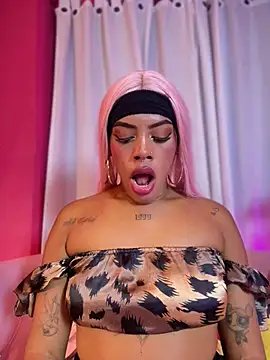 NovaFoxx 라이브 XXX 채팅