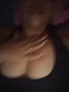 yuliet78 লাইভ XXX চ্যাট