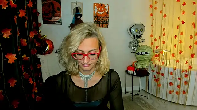 MuseOfStage Chat XXX live