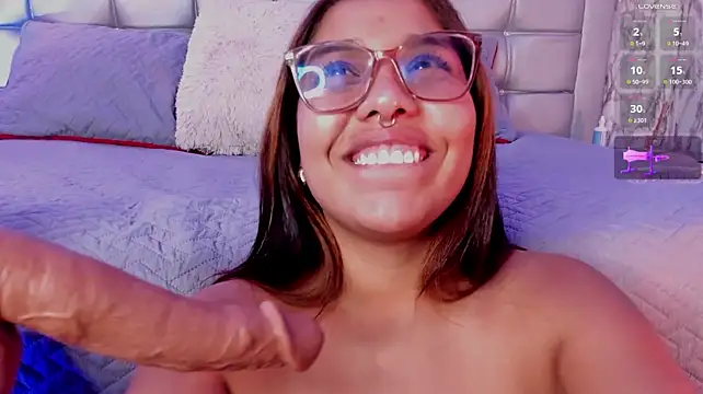 Chat +18 de MayaCroos ao vivo