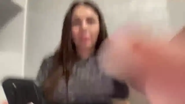 XXX chat uživo modela kykla3883