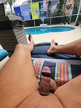 theclubist111's Live XXX Chat