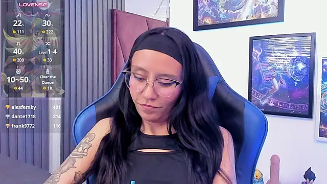 EviieGothell's Live XXX Chat