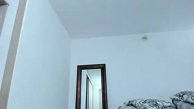 XXX chat uživo modela KingLevi01