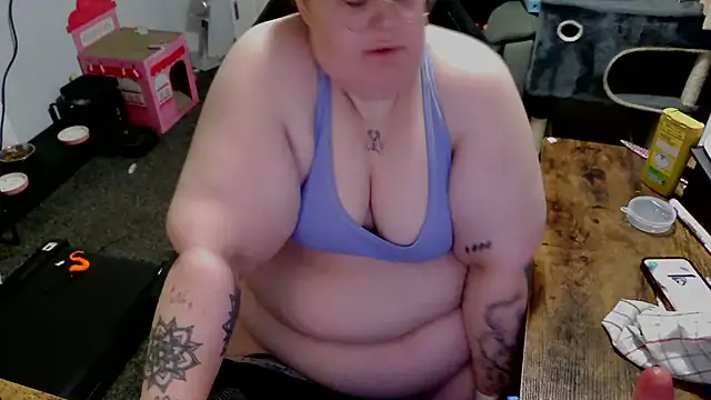 BBW-QUEENIE Obrolan Langsung XXX